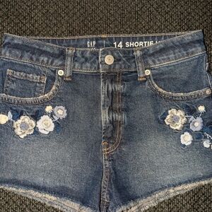 GAP Girls Shortie High Rise Denim Shorts with Floral Embroidery Size 14